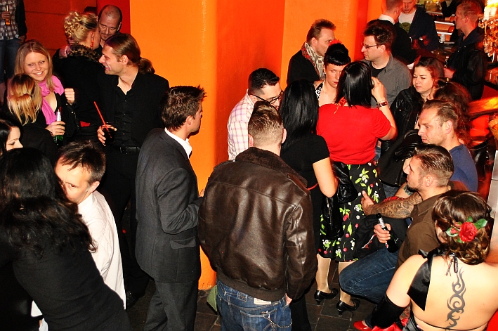 Secretagentsball0510 (54)